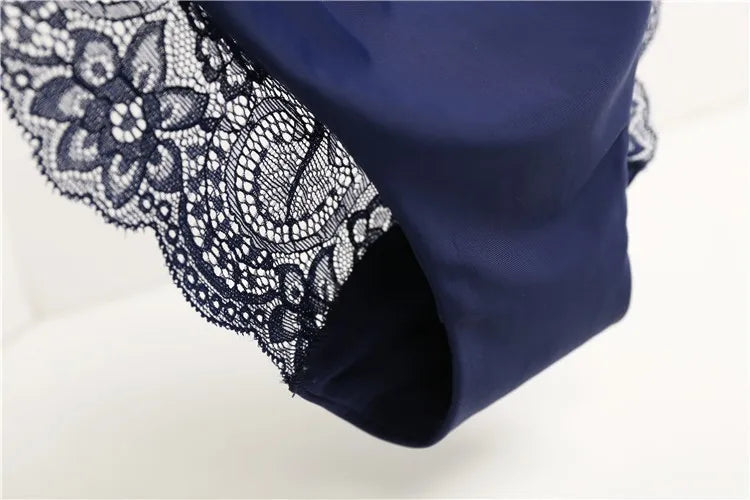 1 PC Women Sexy Knickers Bikini Hollow Flower Lace Thongs Lingerie V-string Panty Underwear Female