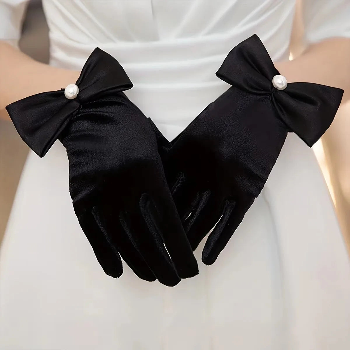 French Vintage Black Pearl Elegant Short Gloves Bridal Wedding Ball Halloween Split Finger Gloves