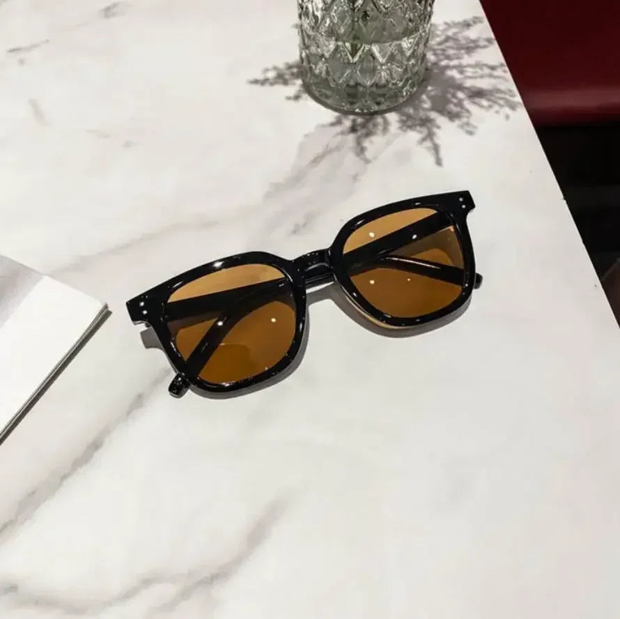 New Vintage Square Sunglasses Women Men Luxury Brand Small Round Sun Glasses Female Small Eyewear Oculos De Sol for Male Female