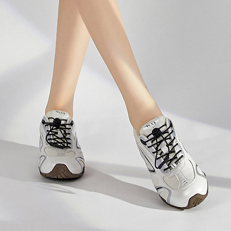 2026 New Women's Flat Sneakers Non-slip Running Women Moral Training Shoes Large-Size Colorblock Casual Skateboard Shoes Female