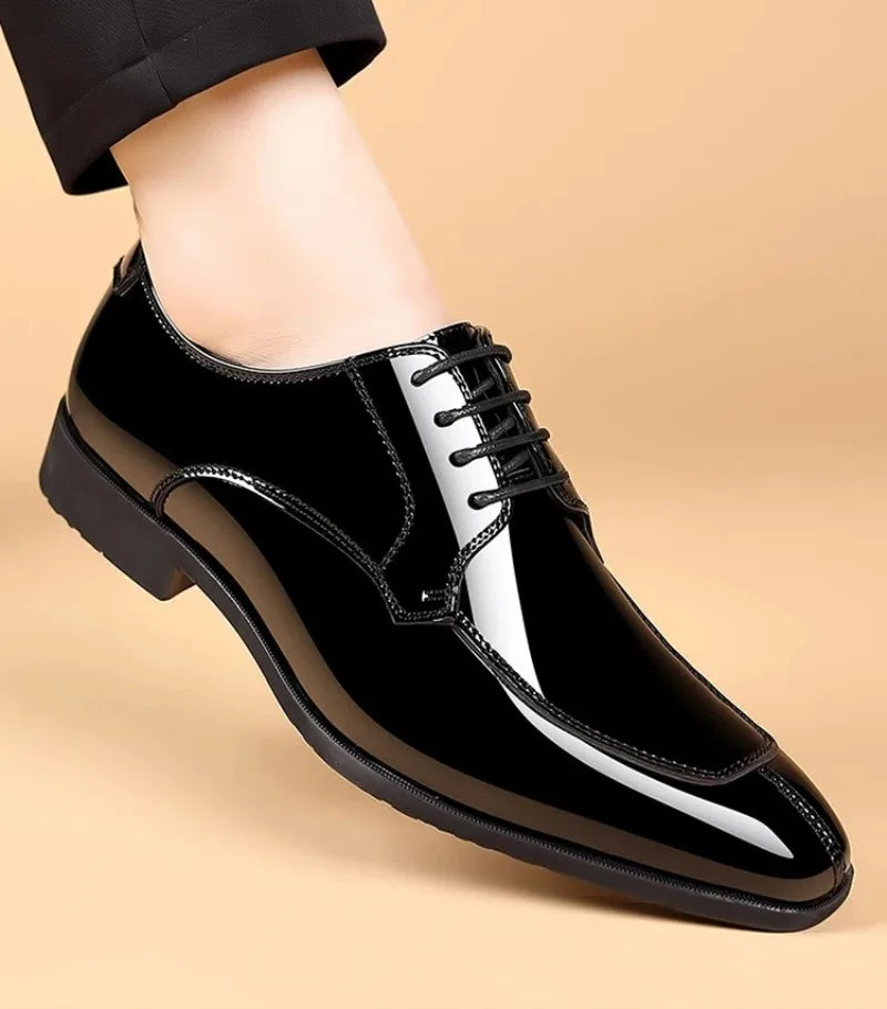 Shoes for Men Fashion Patent Leather Shoes Luxury Pointed Toe Oxford Shoes Men High Quality Business Shoe Designer Wedding Shoe