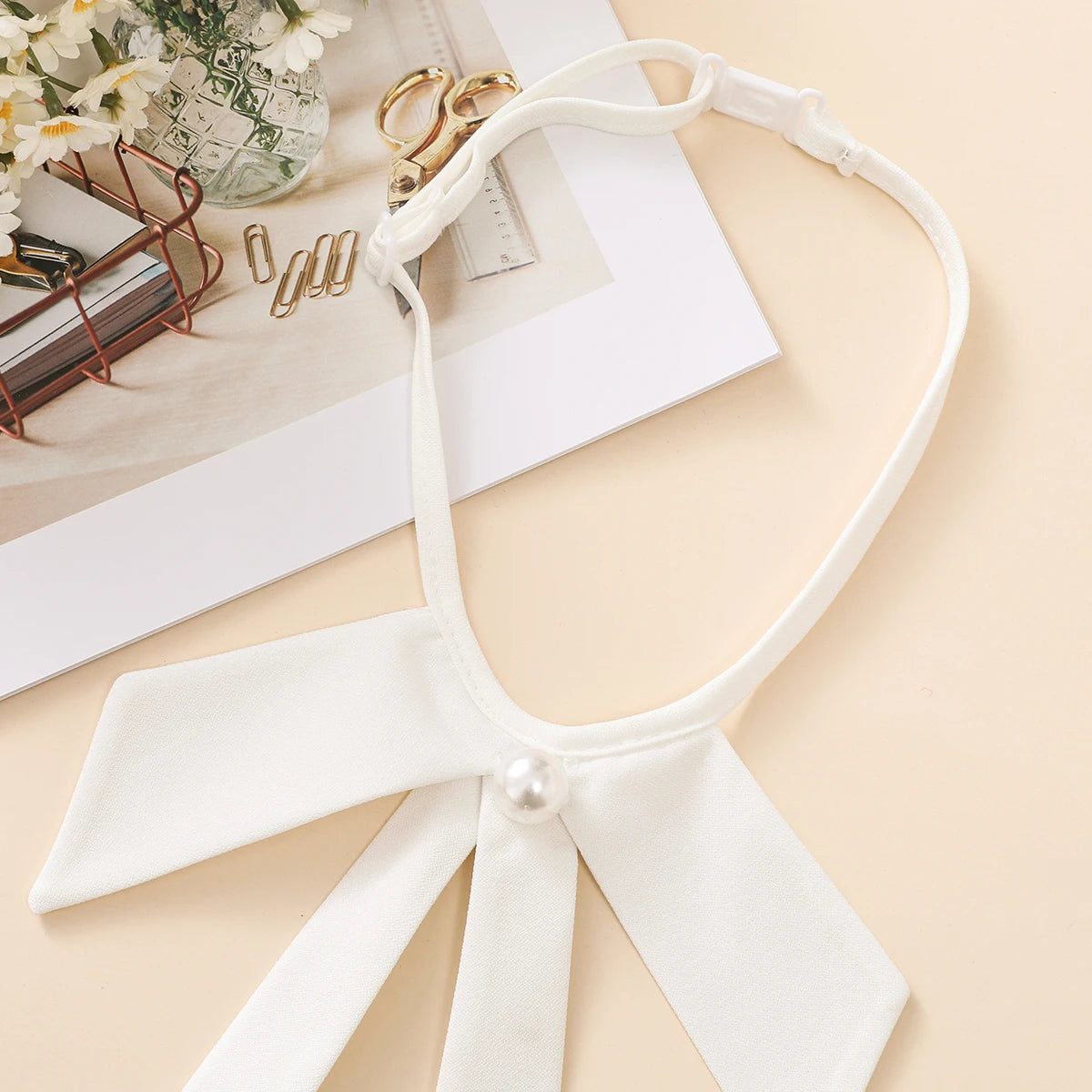 Customized Large Bead Decoration Bow, Detachable Shirt Collar, Personalized and Versatile Fake Collar