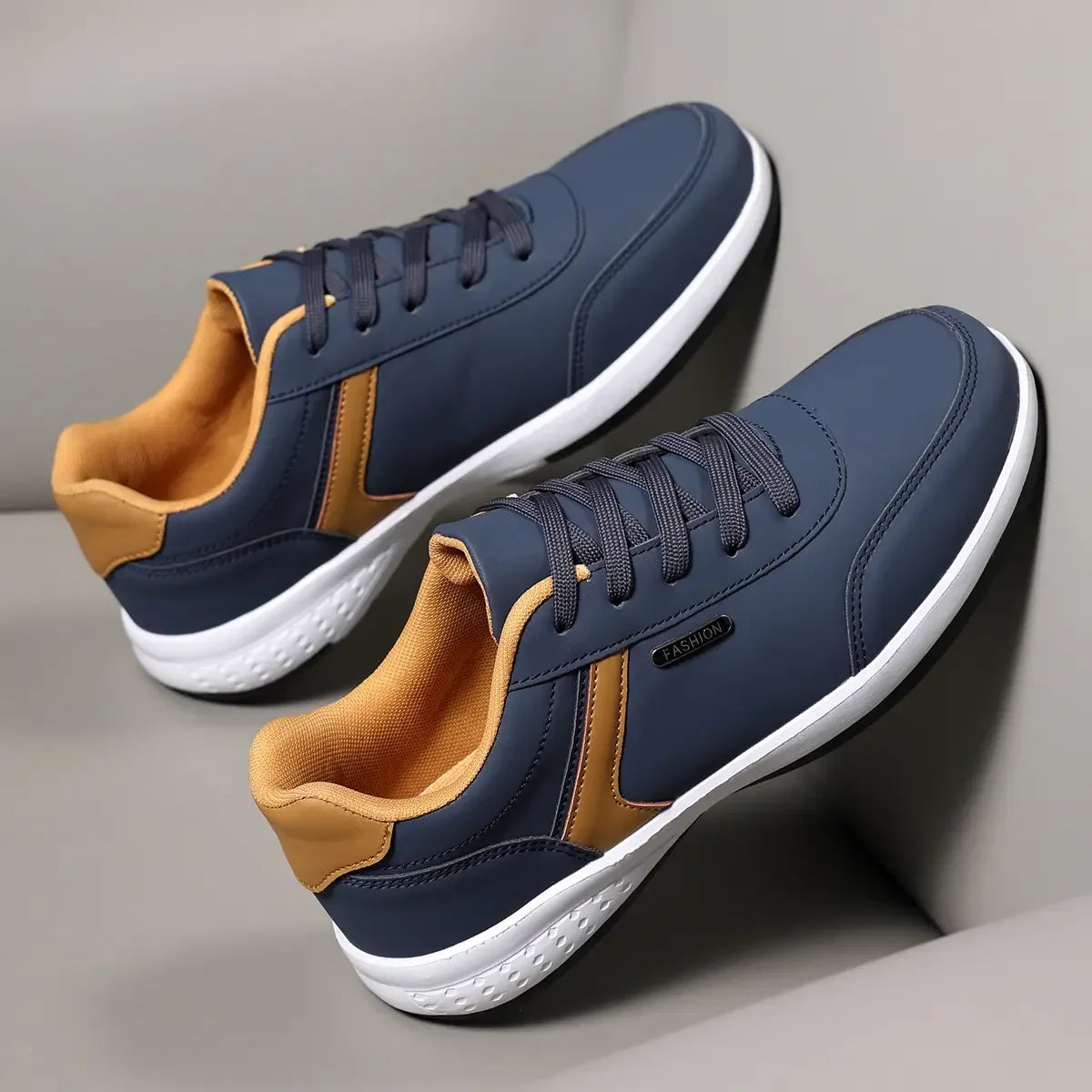 Men's Fashion Sneakers - Khaki Leather Comfortable Tennis Shoes Lace Up Large Thick Bottom Suitable for Daily Use Flat Shoes