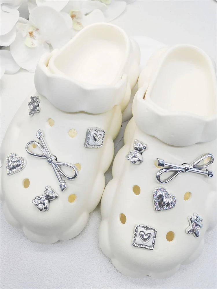 10PCS ABS Shoe Charms Bow Rhinestone Accessories For Clogs Bear Pearl Buckle Decorations Diy Women Lovely Garden Shoes Decor
