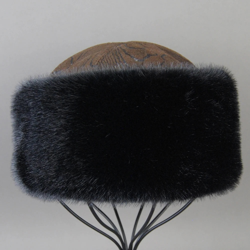 Hot Sale Faux Mink Fur Hat Winter Genuine Baseball Cap Russia Fashion Elegant Lady Warm Faux Fur Ball Straw Hat