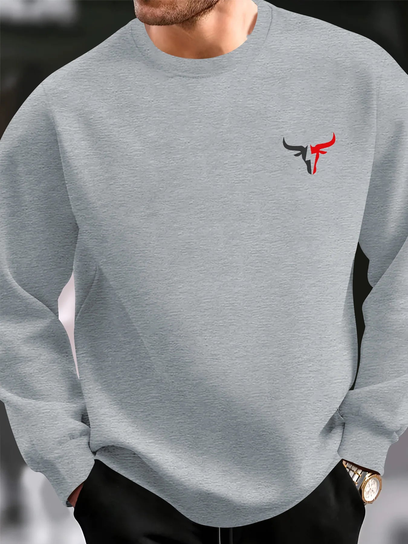 Men's autumn and winter casual loose fashion classic bull pattern printed long sleeved round neck sweatshirt