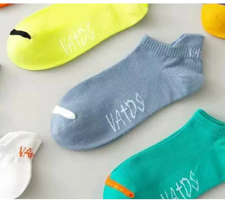 5 pairs of new summer men's short socks, light and thin casual mesh breathable boat socks, fashionable street socks