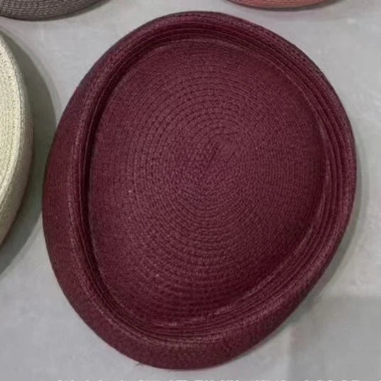 2026 New Summer Straw Fedoras Hats for Women Hostess Fashion Pillbox Hat Millinery Fascinator Designer Beret Hats Painter's Hat