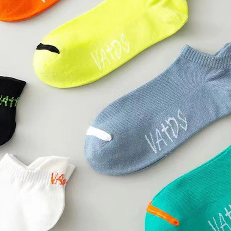 5 pairs of new summer men's short socks, light and thin casual mesh breathable boat socks, fashionable street socks